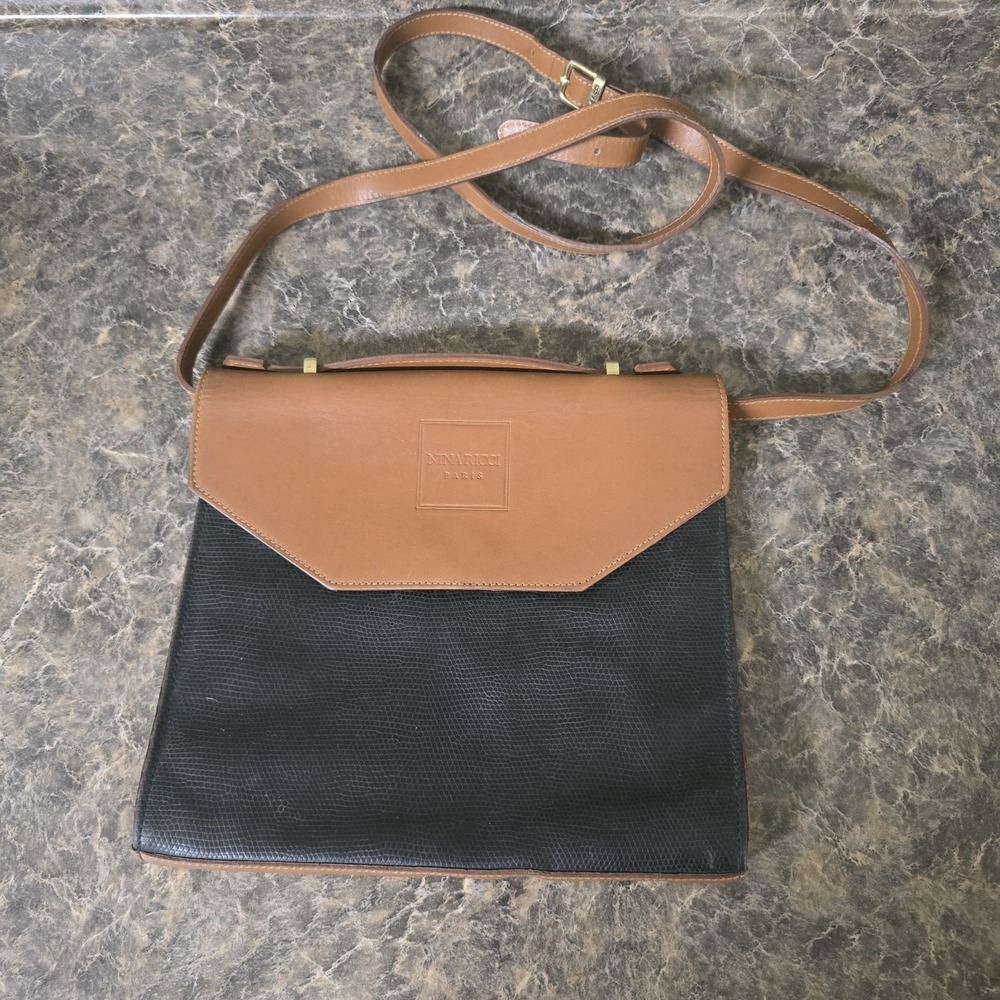 NINA RICCI VINTAGE BLACK LEATHER WOMEN SHOULDER BAG